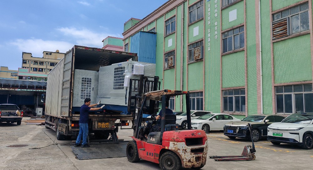 浙江大厂再次复购！金铸机械5台设备整装发货