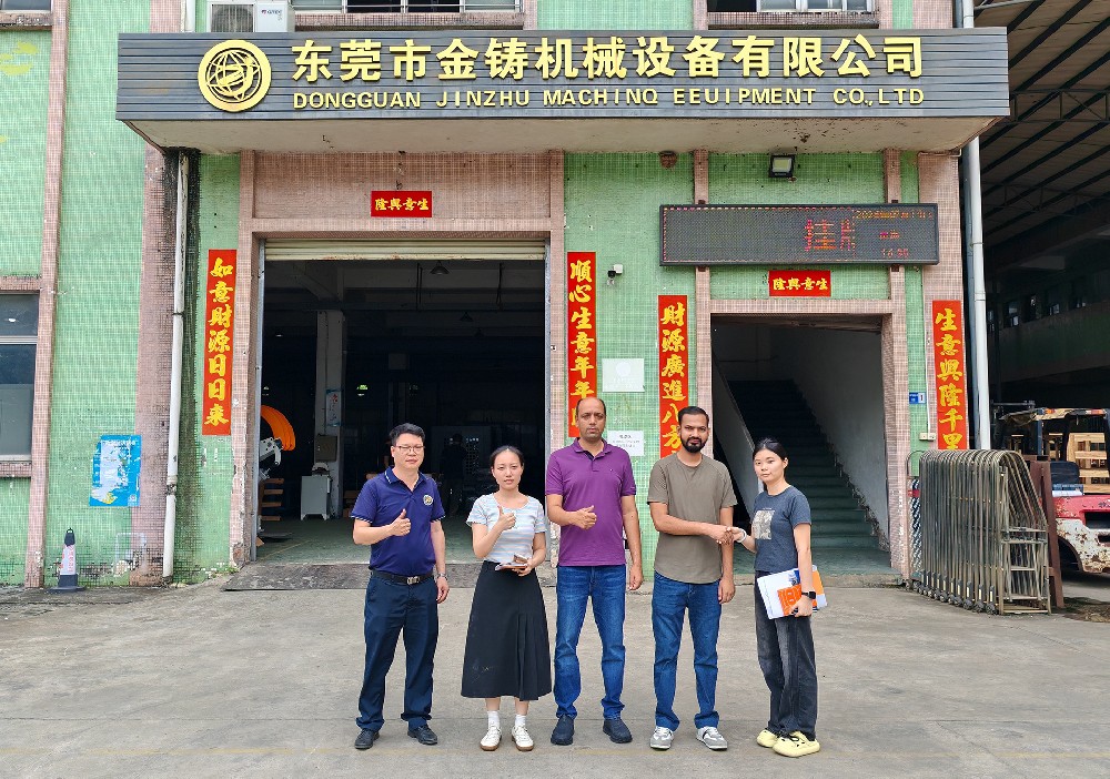 巴基斯坦客户到访金铸机械参观交流